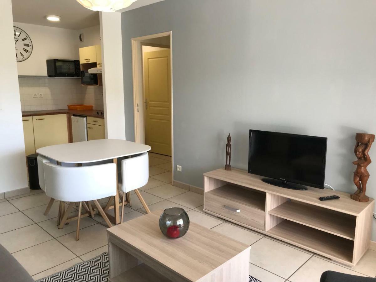 Meublé Homard avec jacuzzi et vue mer Saint-Gilles-les Bains Exterior foto
