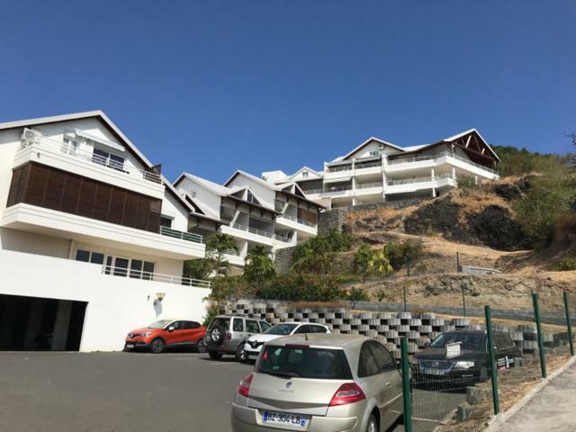 Meublé Homard avec jacuzzi et vue mer Saint-Gilles-les Bains Exterior foto